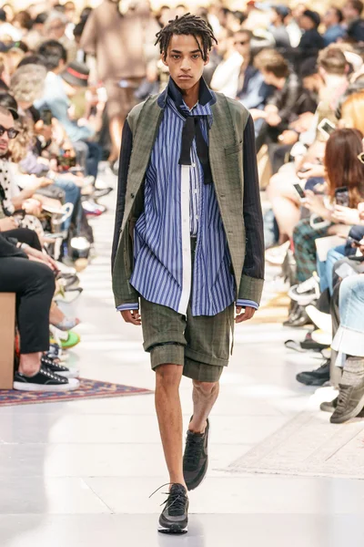 Look 43